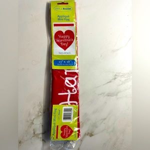 Life’s A Breeze Valentine Appliqué Mini Flag.
